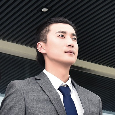 用豪邦發(fā)動(dòng)機(jī)潤滑油后，我的汽車引擎潔凈如新